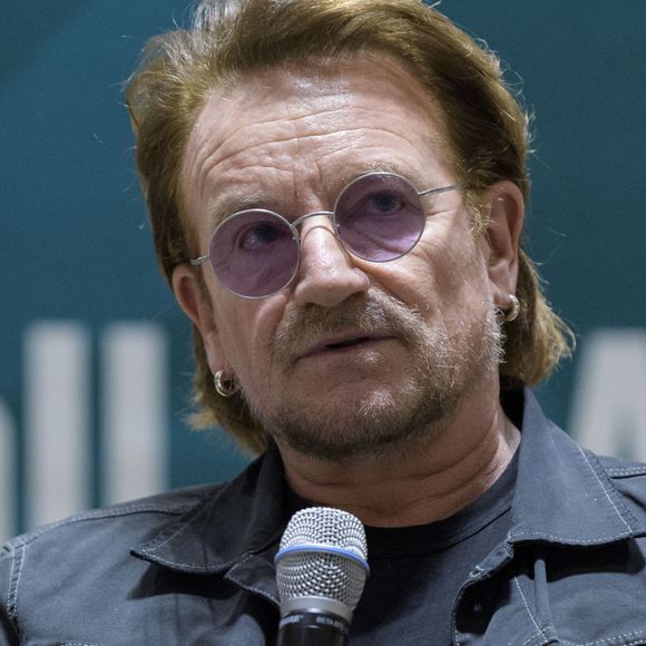 Bono se mobilise en faveur de l'éducation des adolescentes au siège de l'ONU à New York, le 11 février 2020.