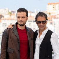 Cannes 2021 : Samuel Benchetrit touchant avec son fils Jules, qu'il a eu avec Marie Trintignant