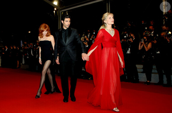 Les membres du jury Mélanie Laurent, Tahar Rahim et Mylène Farmer à la montée des marches du film "Flag Day" lors du 74ème Festival International du Film de Cannes. Le 10 juillet 2021 © Borde-Jacovides-Moreau / Bestimage