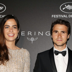 Anouchka Delon et son compagnon Julien Dereims - Photocall de la soirée Kering "Women In Motion Awards", Place de la Castre, lors du 72ème Festival International du Film de Cannes. Le 19 mai 2019 © Denis Guignebourg / Bestimage