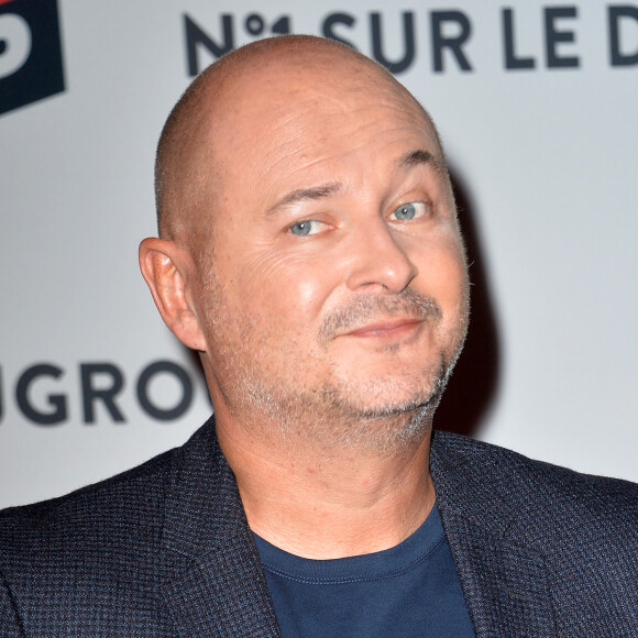 Sébastien Cauet - Conférence de rentrée du Groupe NRJ au théâtre des Folies Bergère à Paris. © Veeren/Bestimage