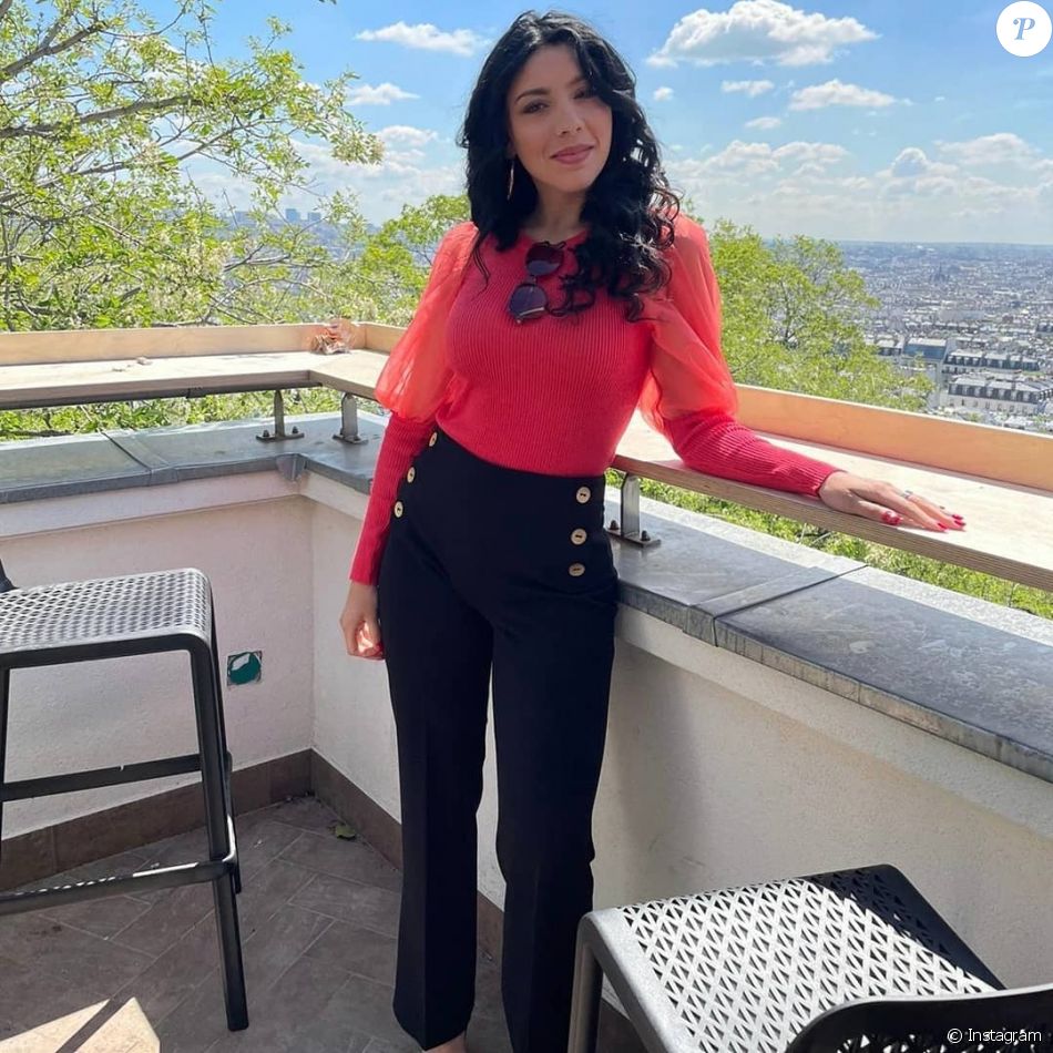 Mélina de "Mariés au premier regard 2021" pose sur Instagram