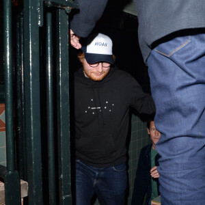 Ed Sheeran et sa femme Cherry à la sortie d'un restaurant de Mayfair à Londres le 7 février 2020.