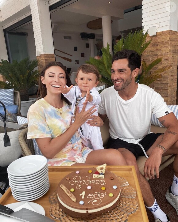 Rachel Legrain-Trapani raconte sa rencontre avec Valentin Léonard sur Instagram.