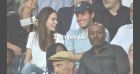 Vianney, futur papa aux anges : photos avec Catherine Robert et son ventre rond en backstage