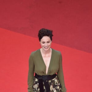 Nathalie Péchalat - Montée des marches du film " OSS 117 : Alerte rouge en Afrique Noire " lors du 74ème Festival International du Film de Cannes. Le 17 juillet 2021