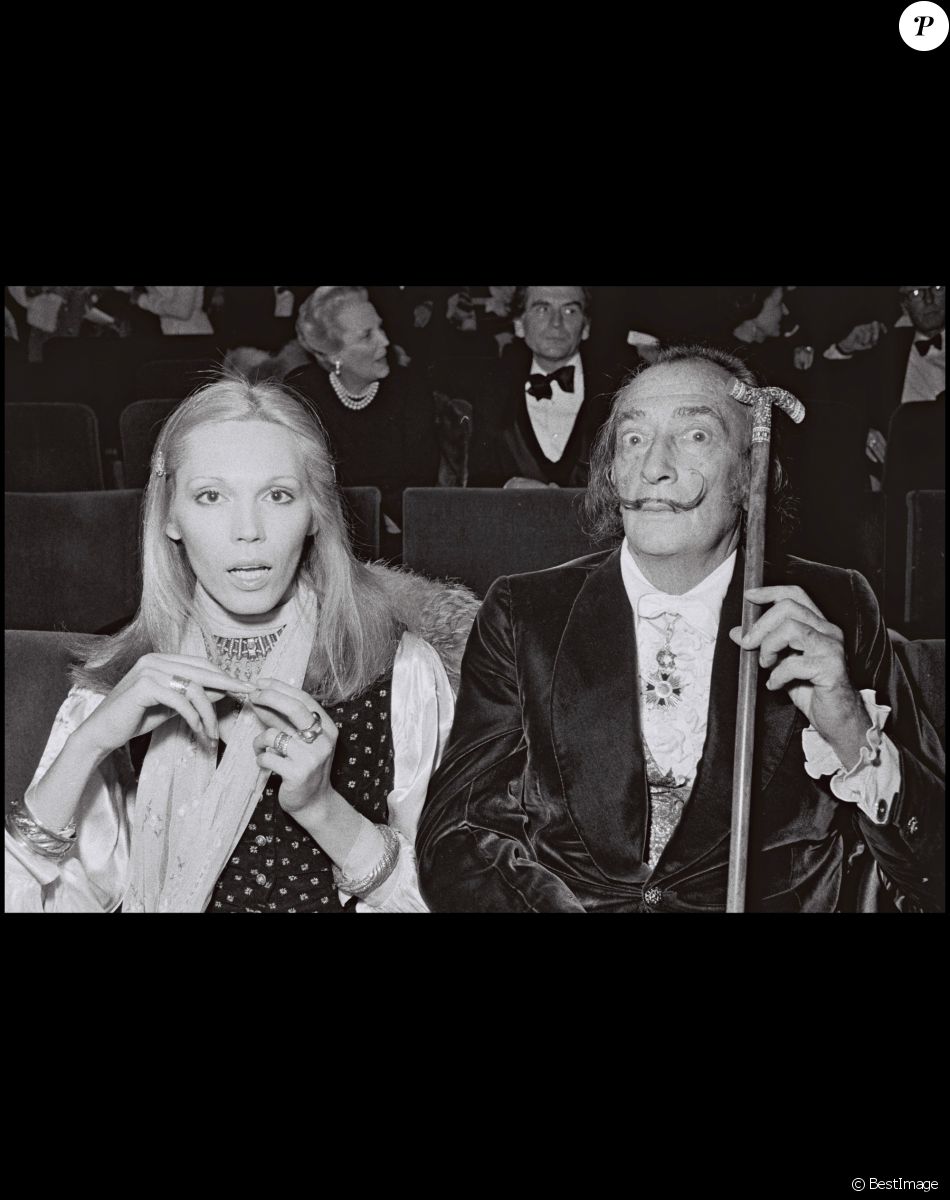 Salvador Dali et Amanda Lear au concert de Liza Minelli à L'Olympia à Paris en 1972.