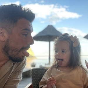 Kevin Guedj est l'heureux papa de Ruby (1 an et demi), sa fille qu'il a eu avec Carla Moreau