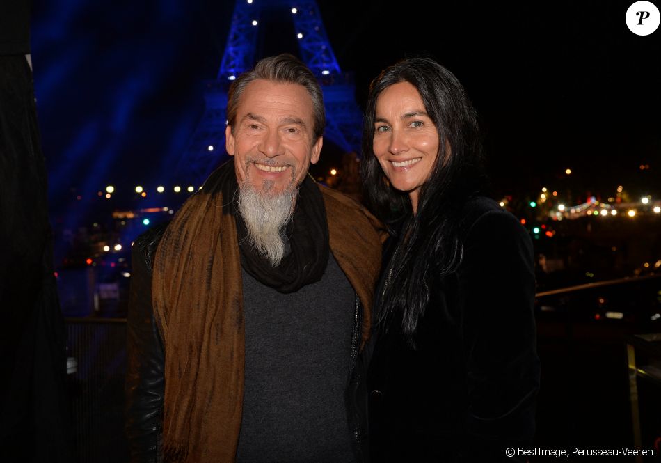 Exclusif - Florent Pagny et sa femme Azucena Caman - Backstage du concert anniversaire des 130 ans de la Tour Eiffel à Paris, qui sera diffusé le 26 octobre sur France 2. Le 2 octobre 2019. © Perusseau-Veeren/ Bestimage