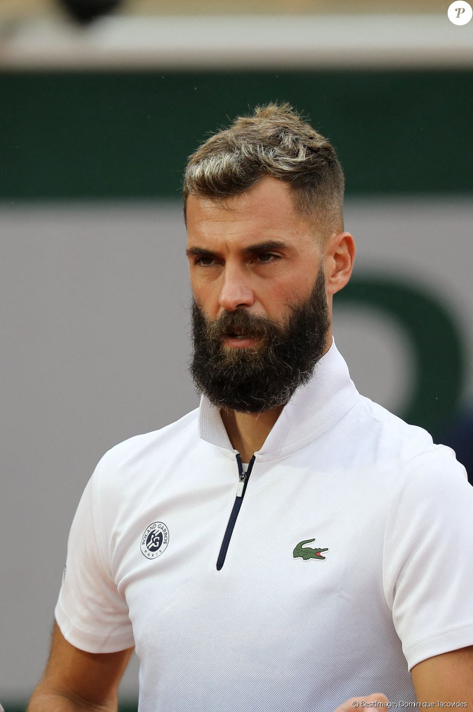 Benoit Paire se qualifie pour le deuxième tour des internationaux de tennis de Roland-Garros à Paris face au coréen Soonwoo Kwon (7-5, 6-4, 6-4) le 27 septembre 2020. © Dominique Jacovides / Bestimage