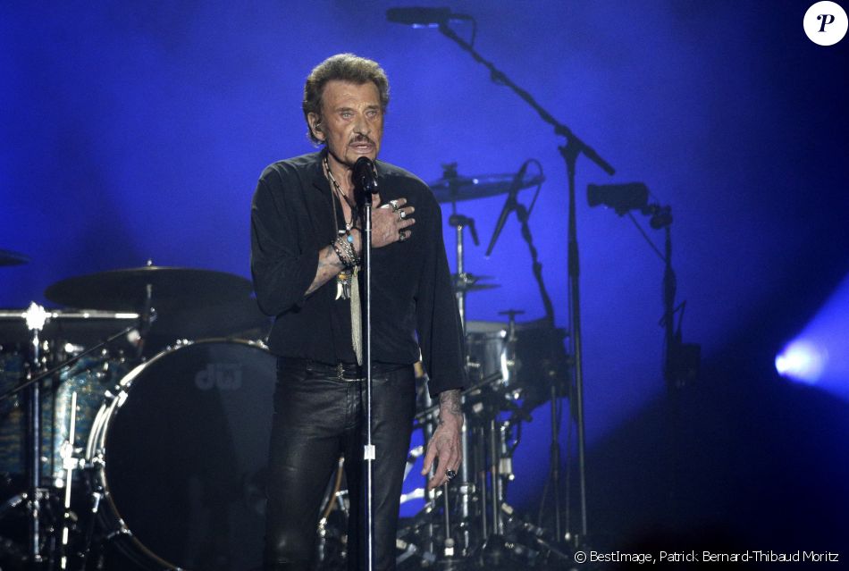 Exclusif - Johnny Hallyday en concert au Vélodrome à Arcachon, où 8500 personnes sont venues l'acclamer. Le 19 juillet 2016 © Patrick Bernard-Thibaud Moritz / Bestimage