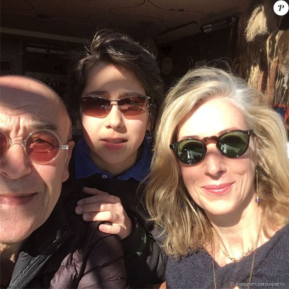 Patrick Paroux (Camping Paradis) avec sa femme Anne-Cécile Crapie et leur fils - Instagram