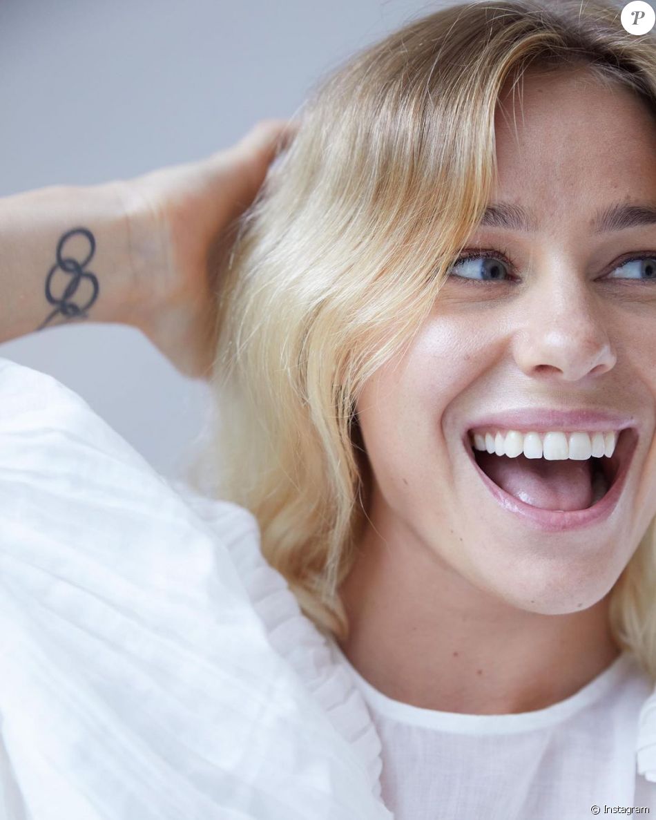 Pernille Blume partage la vie de Florent Manaudou et vit à Marseille avec lui, lorsqu'elle n'est pas au Danemark.