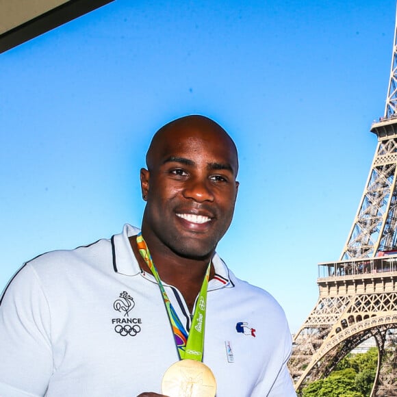 Teddy Riner - Conférence de presse et photocall avec les athlètes français de retour des Jeux Olympiques de Rio à l'hôtel Pullman face a la Tour Eiffel à Pari. Le 23 août 2016. © Jean-René Santini / Bestimage