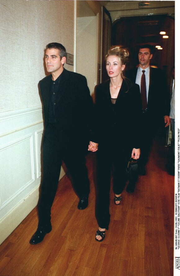 George Clooney et Céline Balitran à Paris pour "Batman et Robin" au Gaumont Italie. 