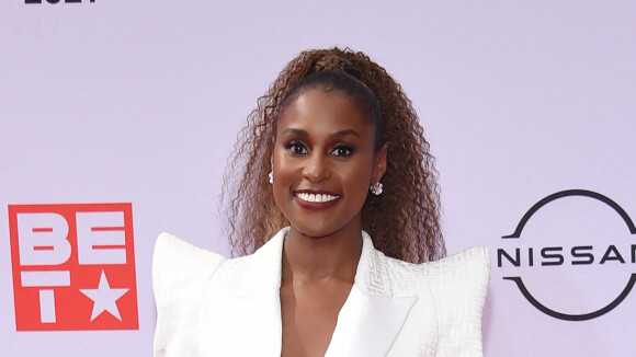 Issa Rae (Insecure) mariée : Les superbes photos de la cérémonie, en France