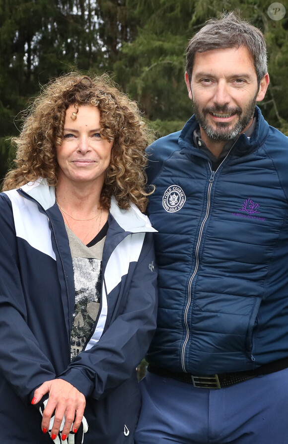 Manuela Lopez et Franck Sémonin lors de l'opération "Golf pour tous", organisé par l'association Balles Blanches à l'occasion de la premiere edition du " Festival des programmes jeunesse" de Lourdes le 25 octobre 2020.