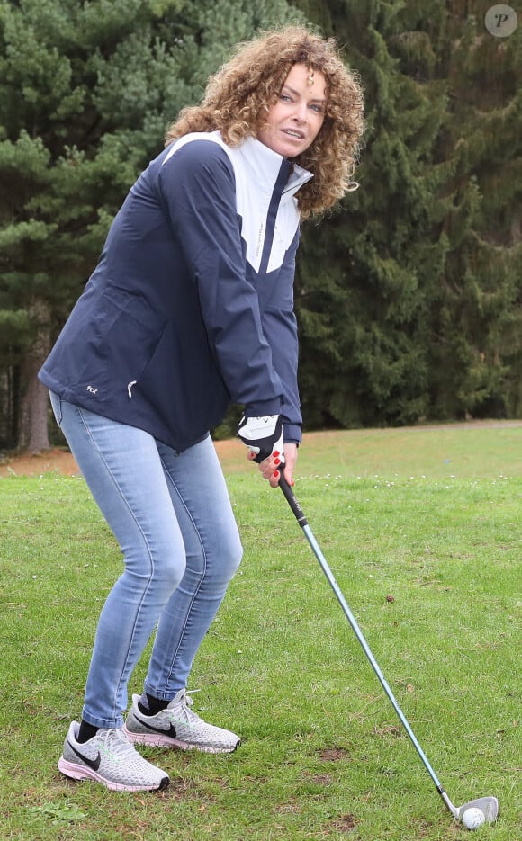 Manuela Lopez lors de l'opération "Golf pour tous", organisé par l'association Balles Blanches à l'occasion de la premiere edition du " Festival des programmes jeunesse" de Lourdes le 25 octobre 2020.
