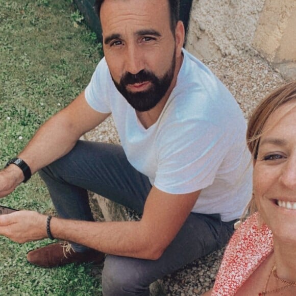 Laure et Matthieu de "Mariés au premier regard 2021" dans leur maison en Normandie