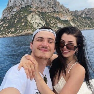 EnjoyPhoenix et son compagnon Henri PFR sur Instagram. Le 3 août 2021.