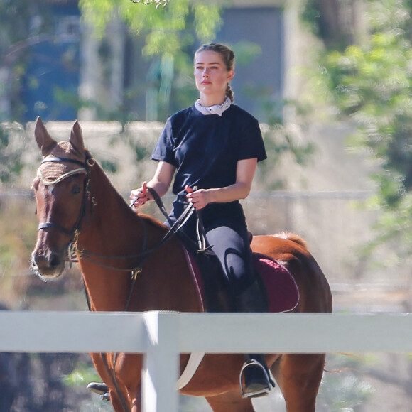 Exclusif - Amber Heard à Los Angeles, le 28 octobre 2020.