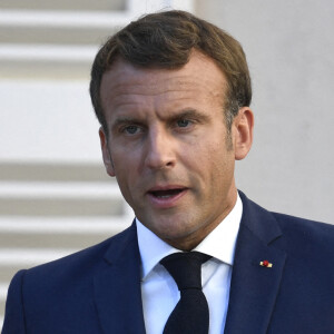 Le Président Emmanuel Macron - Conférence de presse au Fort de Brégançon, à Bormes-les-Mimosas, dans le sud-est de la France, le 20 août 2020. © Christophe Simon / Pool / Bestimage 
