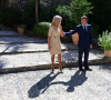 Le Président Emmanuel Macron et sa femme Brigitte Macron - Le président français Emmanuel Macron accueille la chancelière allemande Angela Merkel au Fort de Brégançon, à Bormes-les-Mimosas, dans le sud-est de la France, le 20 août 2020. © Christophe Simon / Pool / Bestimage 