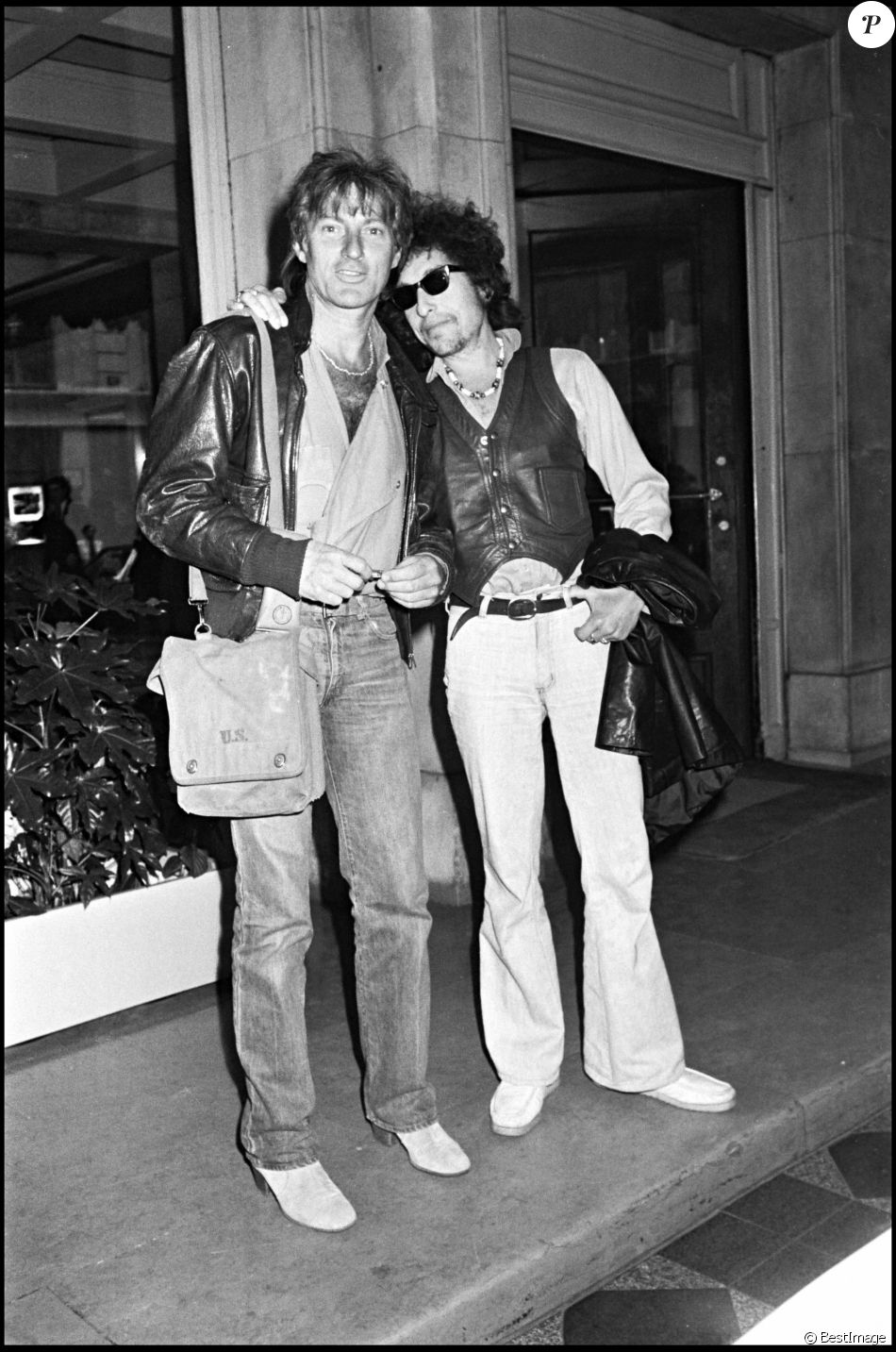 Bob Dylan et Hughes Aufray en 1978. 