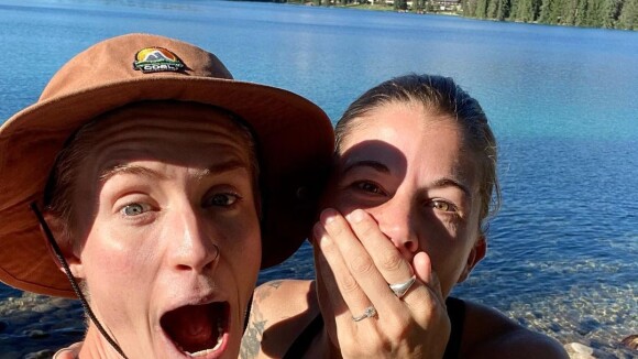 Stephanie Labbé et Georgia Simmerling : Les deux athlètes olympiques se sont fiancées !