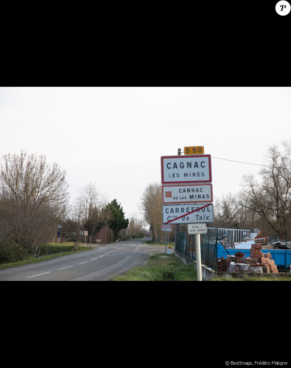 La maison en construction de Delphine Jubillar (Aussaguel) , disparue sans laisser de traces depuis le 16 décembre 2020 à Cagnac les Mines dans le Tarn. Un gendarme et une équipe du service des eaux ont mené des investigations pour chercher des traces dans le réseau raccordé à la maison. Le 7 janvier 2021 © Frédéric Maligne / Bestimage