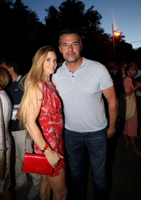 Exclusif - Arnaud Ducret et sa compagne Claire Francisci - F.Xavier Demaison et F. Berléand dans la pièce "Par le Bout du Nez" lors du Festival de Ramatuelle, le 2 août 2020. © Luc Boutria / Nice Matin / Bestimage