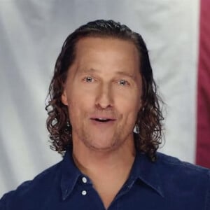 Matthew McConaughey anime l'émission "We're Texas" en visioconférence pour venir en aide aux victimes de la tempête hivernale. Le 22 mars 2021.