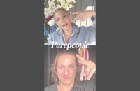 Matthew McConaughey ne porte plus de déodorant depuis 35 ans, Lizzo et Mila Kunis le soutiennent !