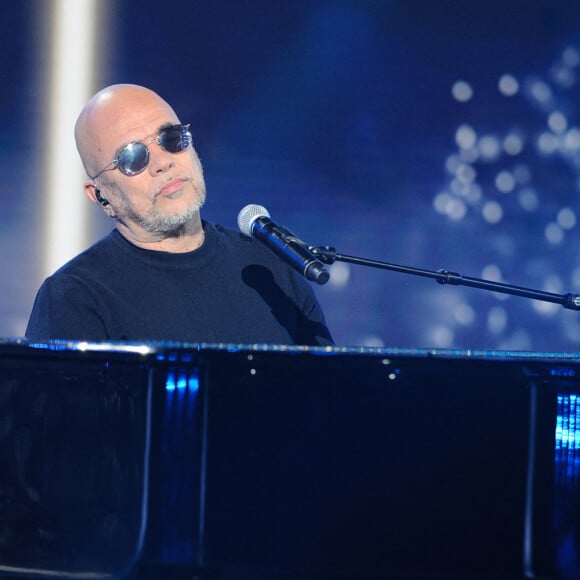 Exclusif - Pascal Obispo - Enregistrement de la 2ème partie de soirée de l'émission "Duos Mystères" à la Seine Musicale à Paris, diffusée le 20 août sur TF1. © Gaffiot-Moreau / Bestimage