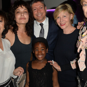 Exclusif - Danièle Evenou, Isabelle Mergault et sa fille Maya, Jacques Sanchez, Chantal Ladesou et Arielle Dombasle - Anniversaire de Jacques Sanchez au restaurant Nolita à Paris le 29 mai 2016. © Veeren/Bestimage