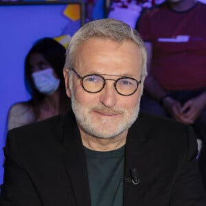 Exclusif - Laurent Ruquier (pour son livre "Finement con") lors de l'enregistrement de l'émission Touche pas à mon poste (TPMP) diffusée en direct sur C8 le 10 mai 2021. © Jack Tribeca / Bestimage 