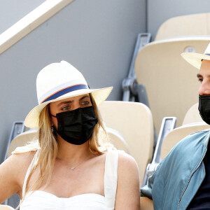 Carla Ginola et son compagnon Adrien Rosenpick dans les tribunes des Internationaux de France de tennis de Roland Garros à Paris, France, le 4 juin 2021. © Dominique Jacovides/Bestimage