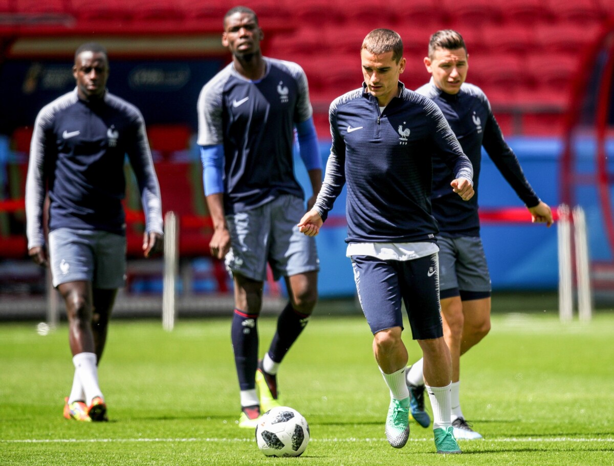 Photo : Benjamin Mendy, Paul Pogba, Antoine Griezmann et Florian Thauvin  pendant un entraînement lors de la coupe du monde au stade Kazan Arena à  Kazan, Russie, le 14 juin 2018. - Purepeople