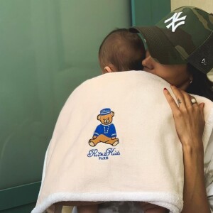 Shy'm et son fils sur Instagram, juin 2021.