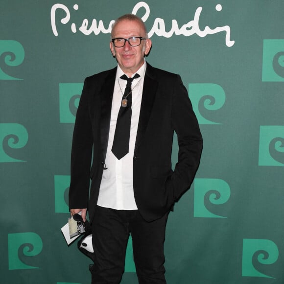 Jean-Paul Gaultier - Photocall - Soirée exceptionnelle en l'honneur de Pierre Cardin à l'occasion des 70 ans de sa maison de couture et projection du film documentaire "House of Cardin" suivi d'un cocktail au théâtre du Châtelet à Paris, le 21 septembre 2020. © Coadic Guirec/Bestimage 