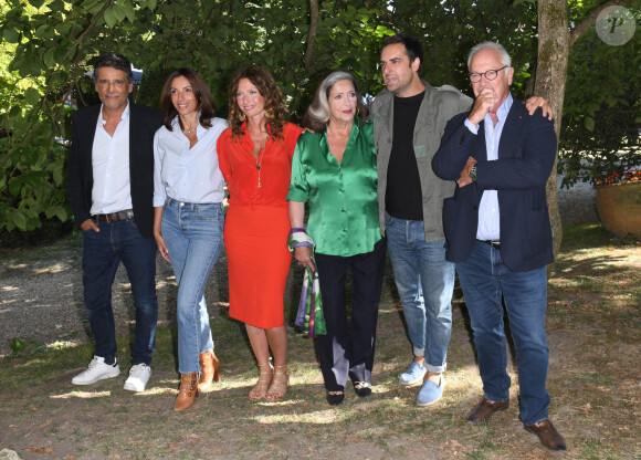 Pascal Elbé, Aure Atika, Aurélie Saada, Françoise Fabian, Gregory Montel et Bernard Murat au photocall du film "Rose" lors du 14ème Festival du Film Francophone d'Angoulême. Le 27 août 2021 © Coadic Guirec / Bestimage