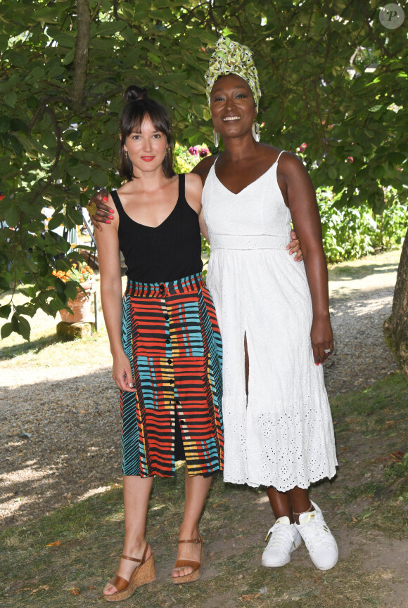 Anaïs Demoustier et Nadège Beausson-Diagne au photocall du film "Chère Léa" lors du 14ème Festival du Film Francophone d'Angoulême. Le 28 août 2021 © Coadic Guirec / Bestimage