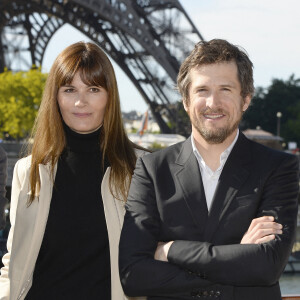 Marina Hands et Guillaume Canet - Conférence de presse de la deuxième édition du "Longines Paris Eiffel Jumping" sur le Yatch "Le Paquebot" à Paris.