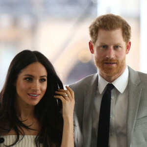 Le prince Harry et sa fiancée Meghan Markle lors d'une réception du forum des jeunes pendant le Commonwealth Heads of Government Meeting à Londres le 18 avril 2018.