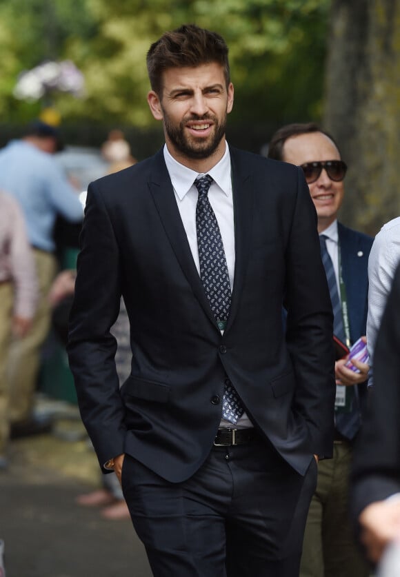 Gerard Piqué, le mari de Shakira et célèbre défenseur du FC Barcelone arrive à Wimbledon pour le troisième jour des championnats à Londres, le 4 juillet 2018. 