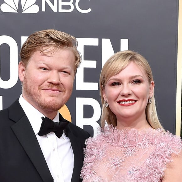 Jesse Plemons, Kirsten Dunst lors du photocall de la 77ème cérémonie annuelle des Golden Globe Awards au Beverly Hilton Hotel à Los Angeles le 5 janvier 2020.