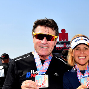 Exclusif - Laura Tenoudji, son mari Christian Estrosi, le maire de Nice et Joel Migliore durant l'IronMan 70.3 2021 à Nice le 12 septembre 2021. © Bruno Bebert / Bestimage