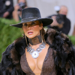 Jennifer Lopez - Soirée du Met Gala (Met Ball) 2021 "Celebrating In America: A Lexicon Of Fashion" au Metropolitan Museum of Art à New York, le 13 septembre 2021.