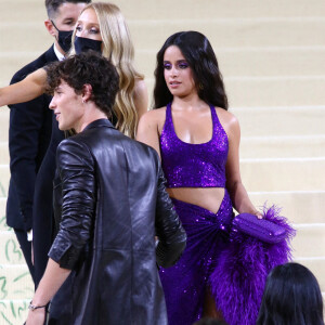 Shawn Mendes et Camila Cabello assistent au Met Gala 2021, vernissage de l'exposition "Celebrating In America: A Lexicon Of Fashion" au Metropolitan Museum of Art. New York, le 13 septembre 2021.