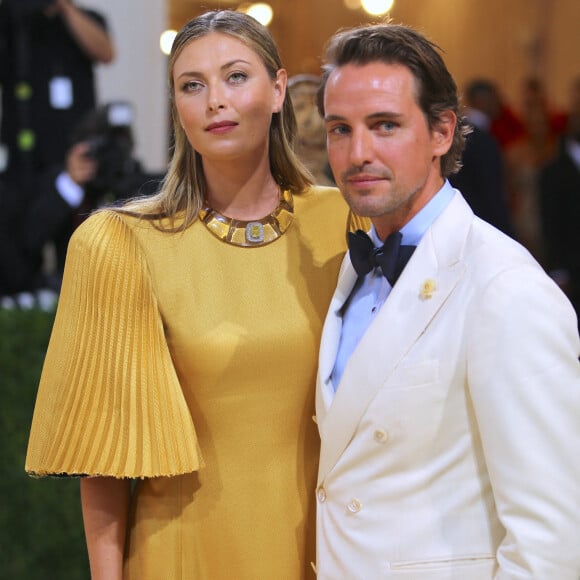 Maria Sharapova et son fiancé Alexander Gilkes assistent au Met Gala 2021, vernissage de l'exposition "Celebrating In America: A Lexicon Of Fashion" au Metropolitan Museum of Art. New York, le 13 septembre 2021.